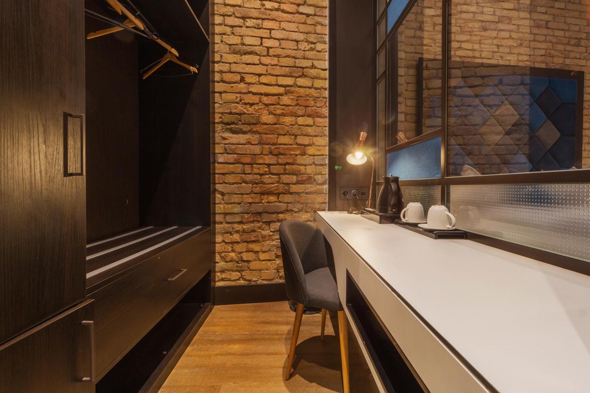 The Loft 3*